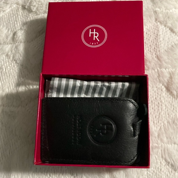 Holt Renfrew luggage tag - Picture 1 of 8